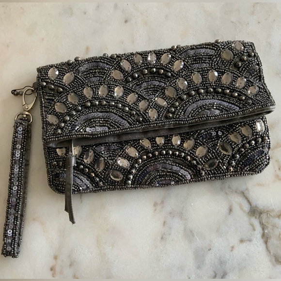 Gorgeous Beaded Bag - Picture 3 of 12